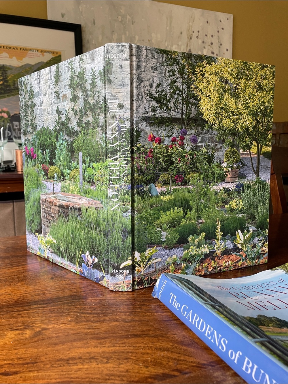 The Gardens of Bunny Mellon – Coffee Table Garden Book (Pink Title) - Picture 4 of 16